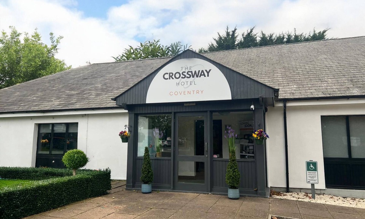 Wyken Hotel | The Crossway Hotel