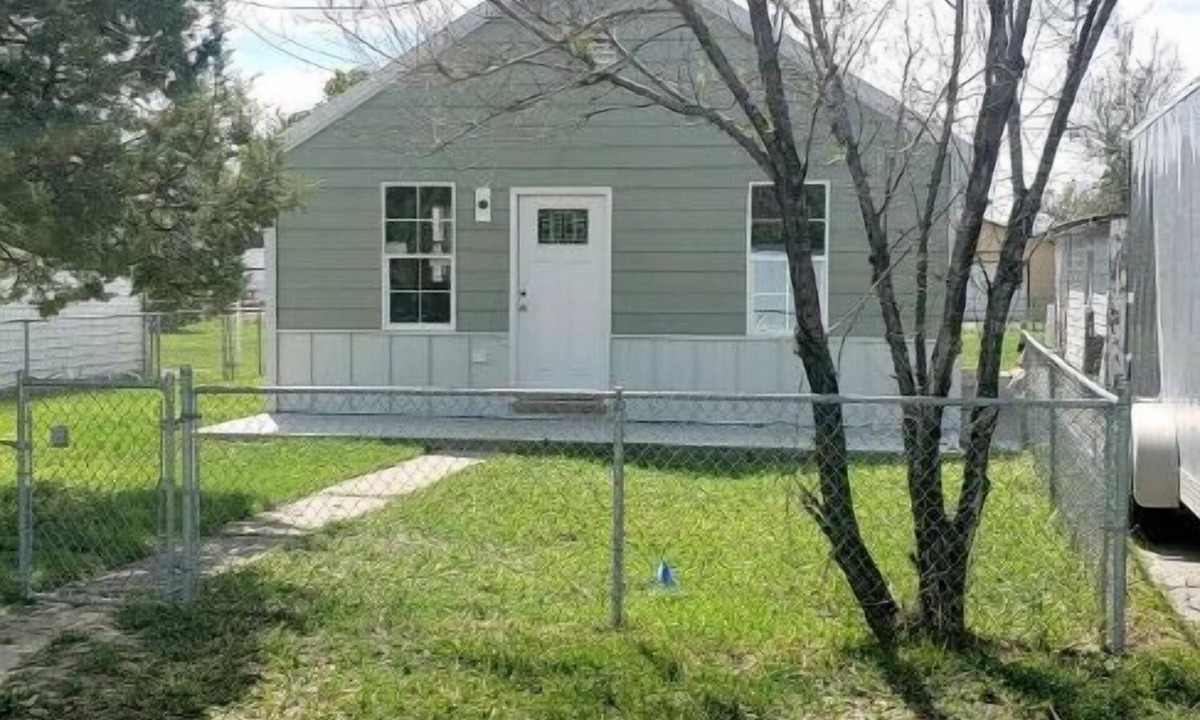 Hardin House | The Crow Ave House