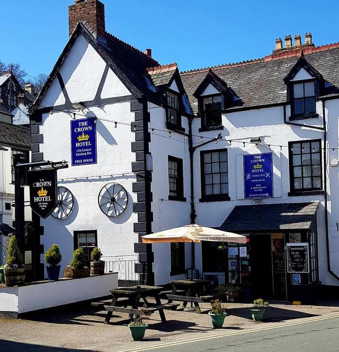 Corwen Hotel | The Crown Hotel