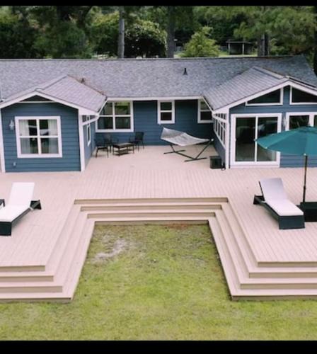 Morehead City Ski Chalet | The Crystal Cottage2