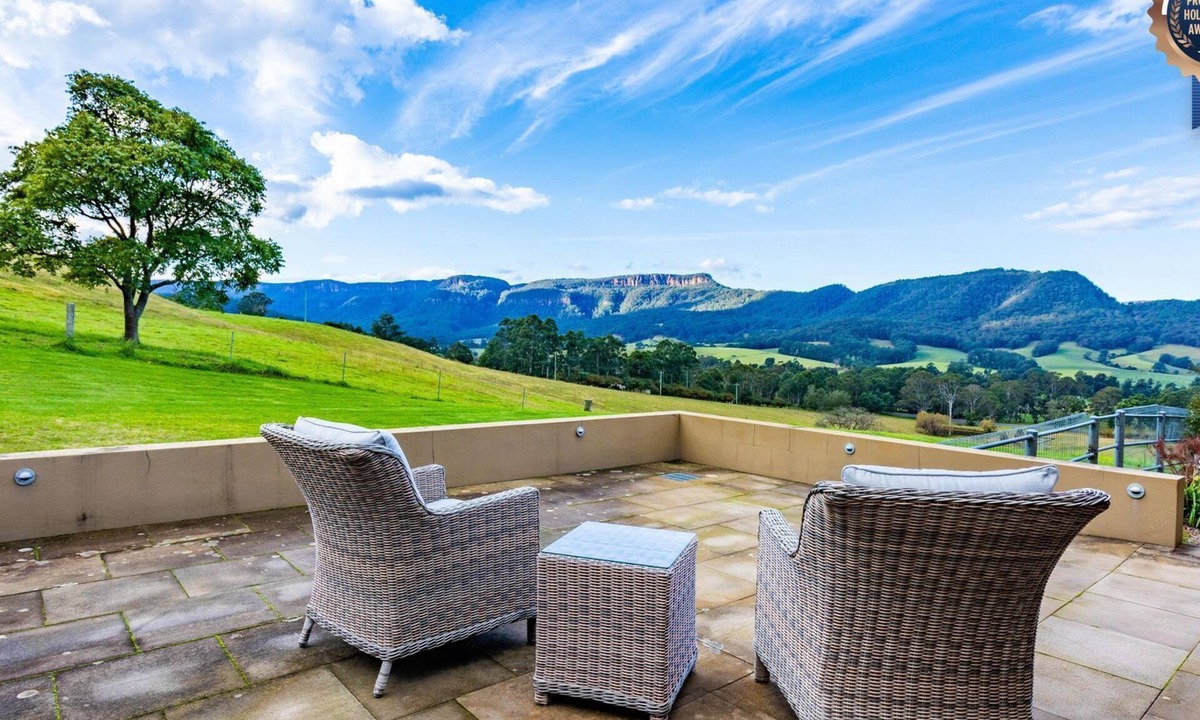 Barrengarry House | The Dairy @ Cavan, Kangaroo Valley, Stunning Views