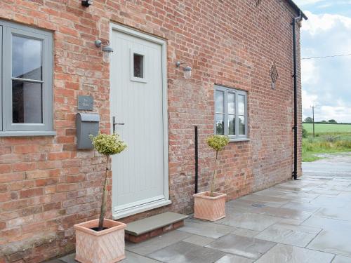 Whitchurch House | The Dairy - Uk34564