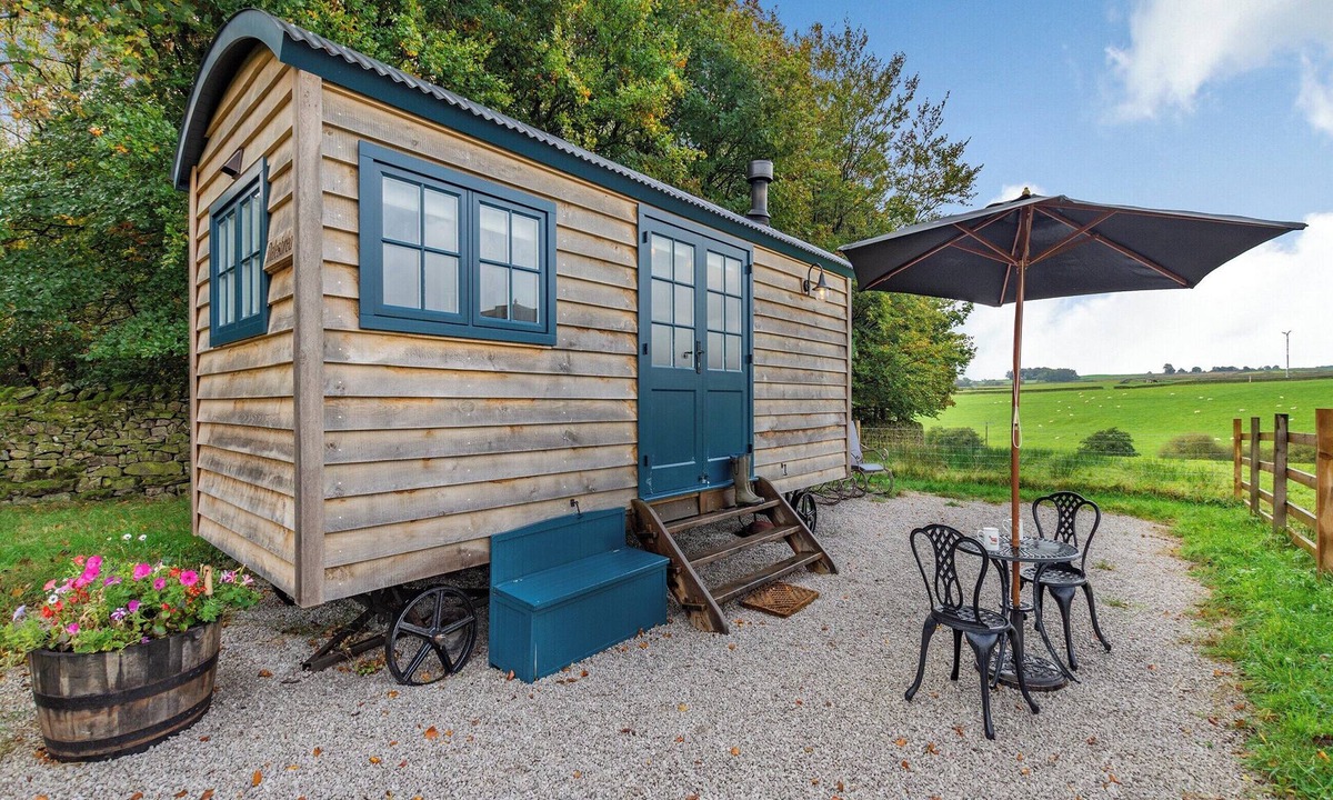 Settle Cottage | The Dalesbred Hut - UK40150