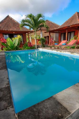 Klumpu Villa | THE DARA HILL