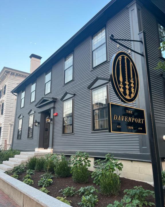 Portsmouth Hotel | The Davenport Inn