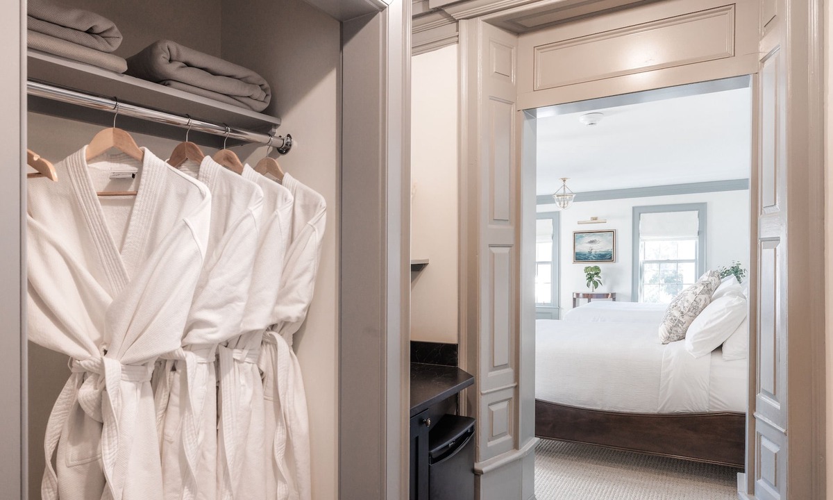 Portsmouth Hotel | The Davenport Inn