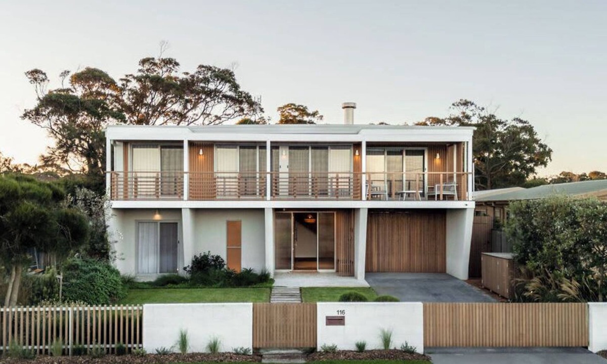 Callala Beach House | 'The Dawn'- Beachside luxury 50m from beach