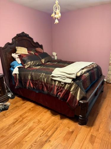Ellendale Apartment | The Deb Logical Apartment