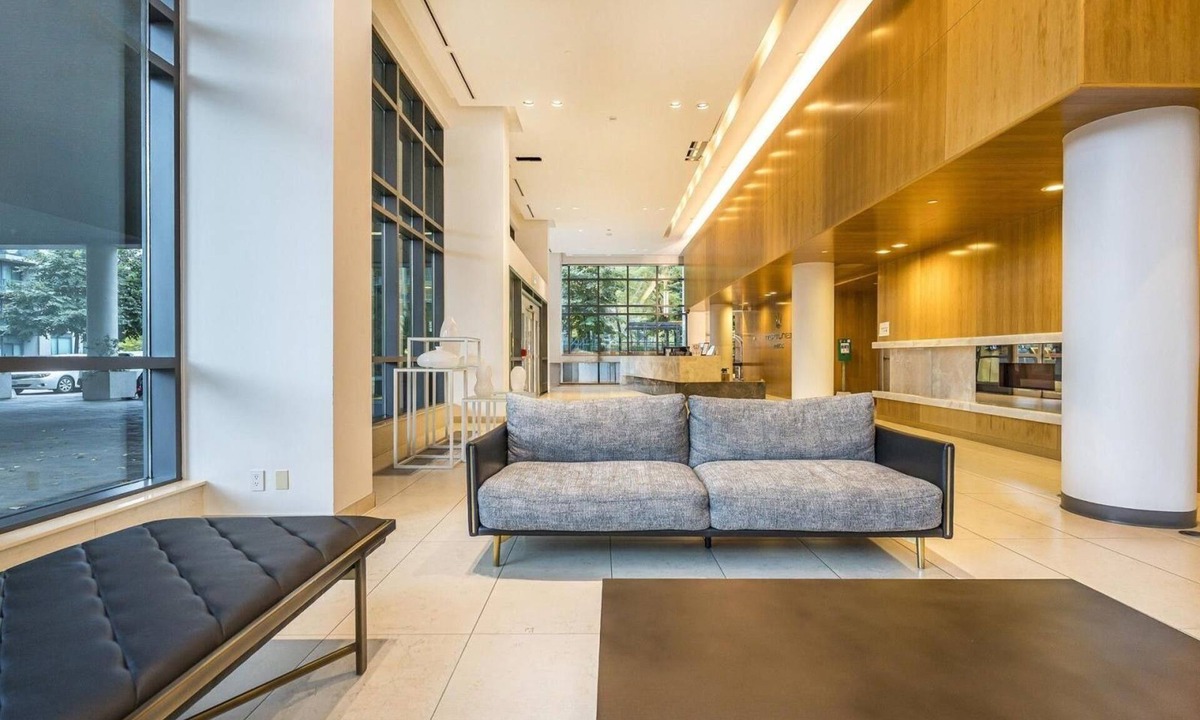 Financial District Hotel | The Delta District Stay