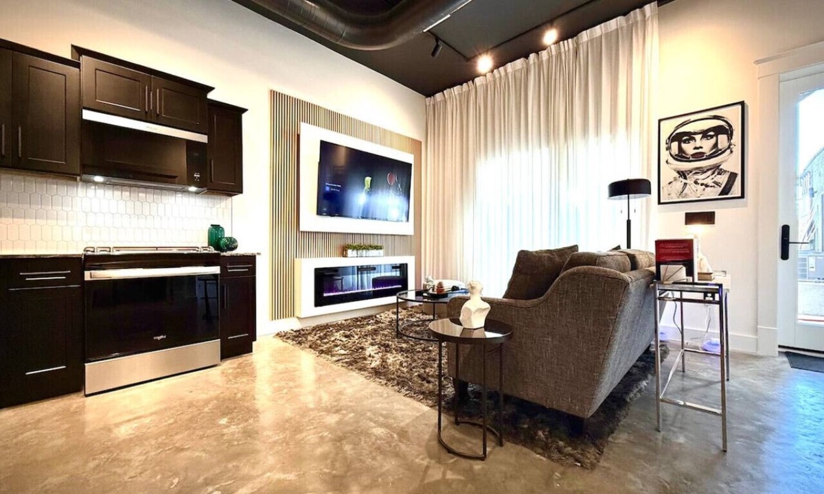 Lowertown Arts District Apartment | The Dim Light - One Bedroom