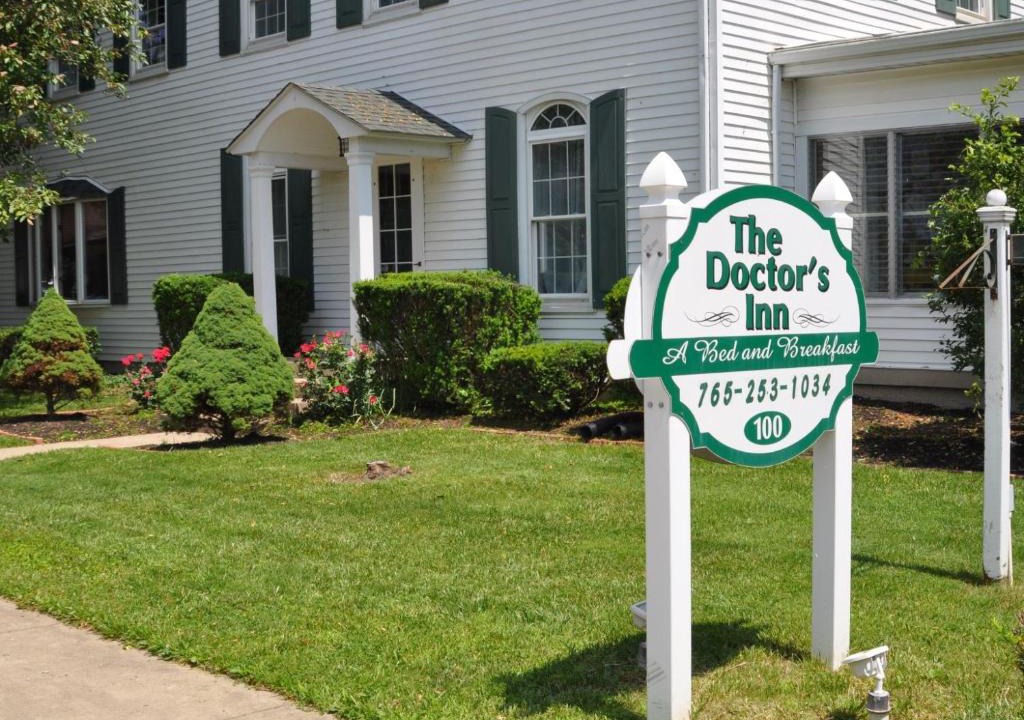 West College Corner Bed & Breakfast | The Doctors Inn
