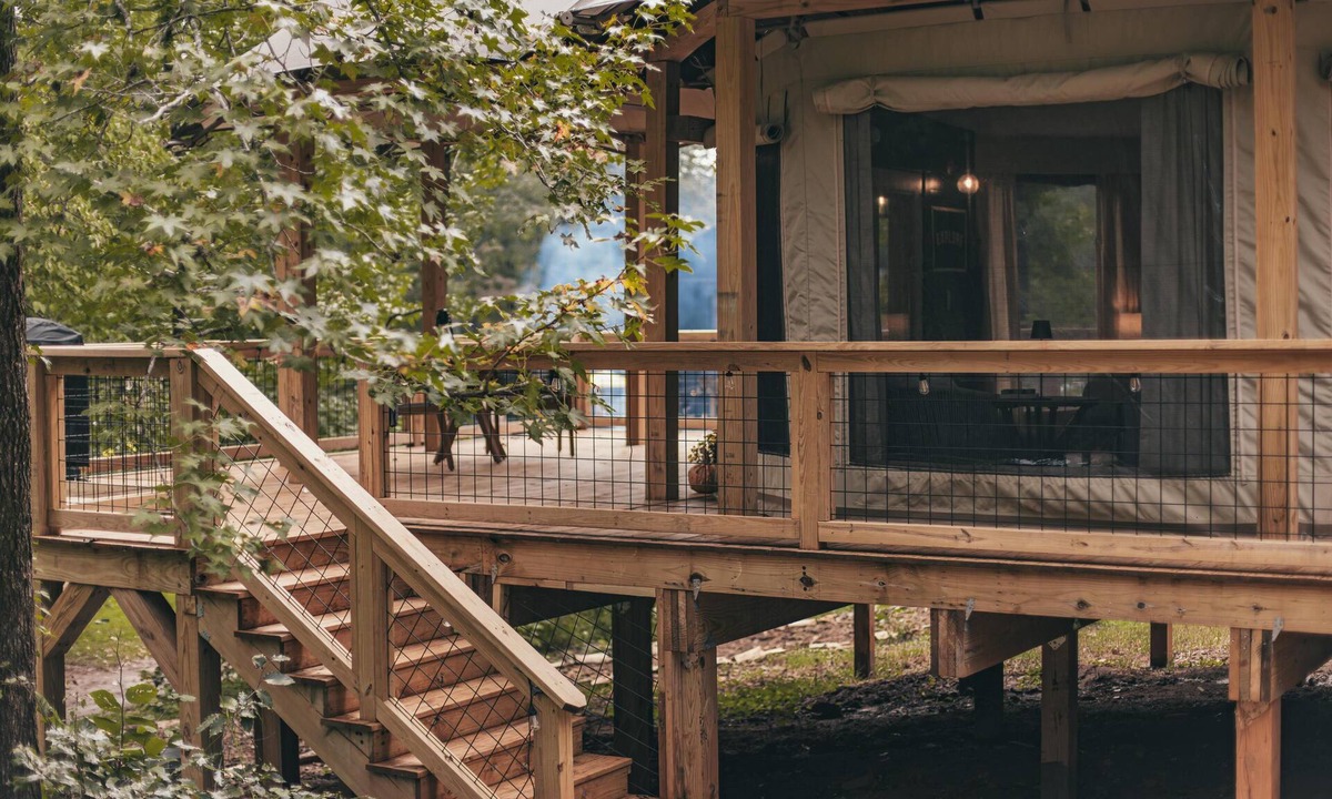 Mill Spring RV Rental | The Dogwood - Luxury Glamping Tent near Tryon International Equestrian Center - North Carolina