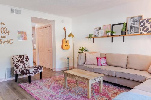 Covington Apartment | The Dolly-1/2 mi from the Square