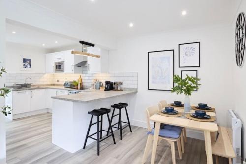 Ferndown Apartment | The Dolman at Ferndown Forest Golf Course