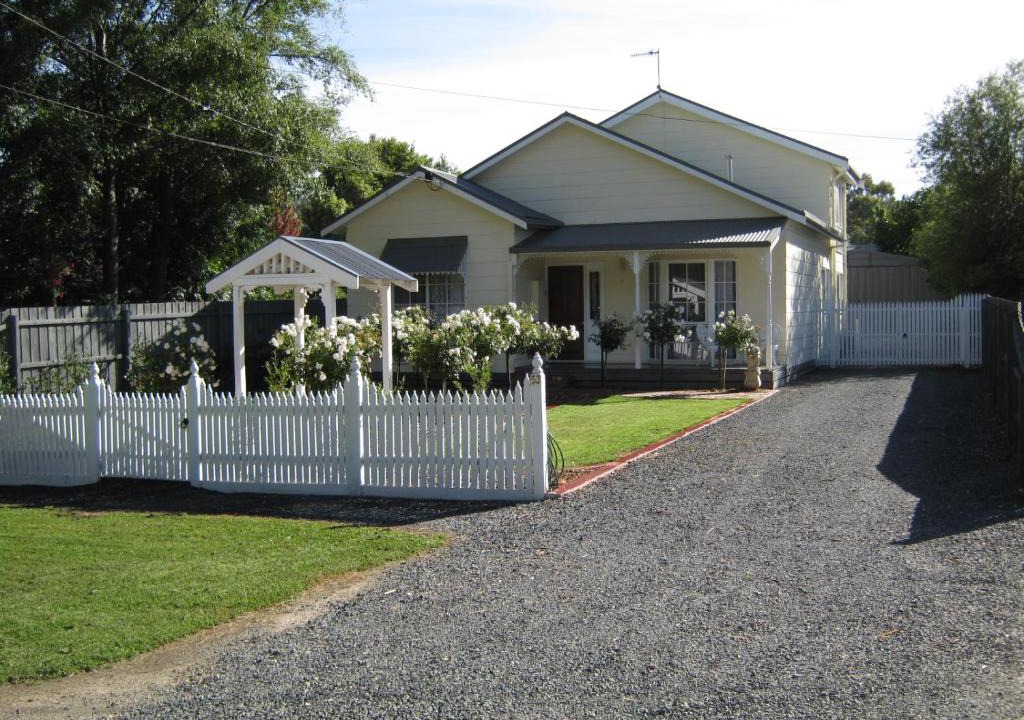 Healesville Bed & Breakfast | The Don Healesville
