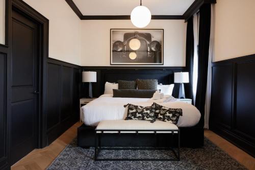 Collingwood Hotel | The Dorchester Hotel