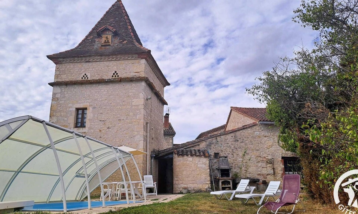 Cestayrols House | The dovecote at Lacalm de Cestayrols