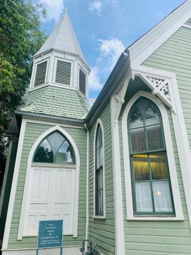 Heritage House | The Downtown Abbey