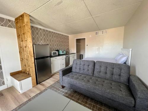 Cheyenne Apartment | The Downtowner Studios