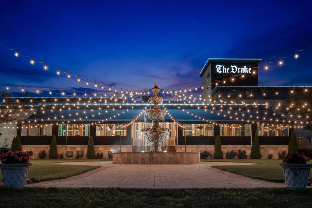 Oak Brook Hotel | The Drake Oak Brook, Autograph Collection