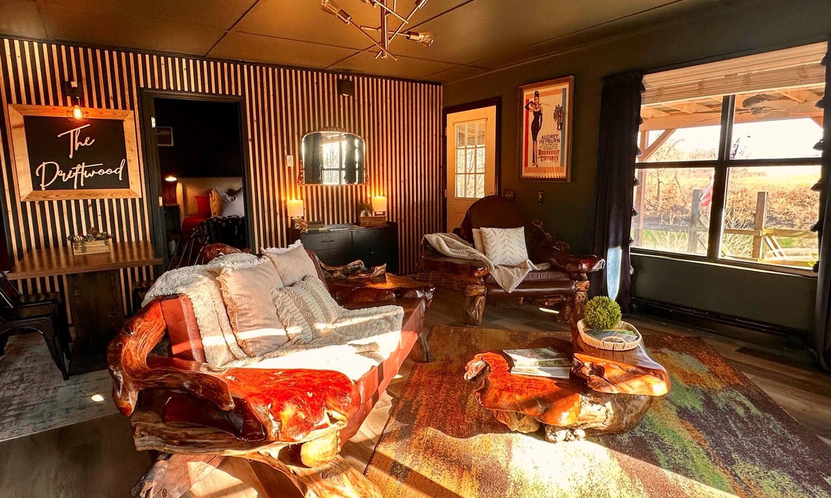Imboden Cabin | The Driftwood - Hot-Tub + Secluded + Riverfront