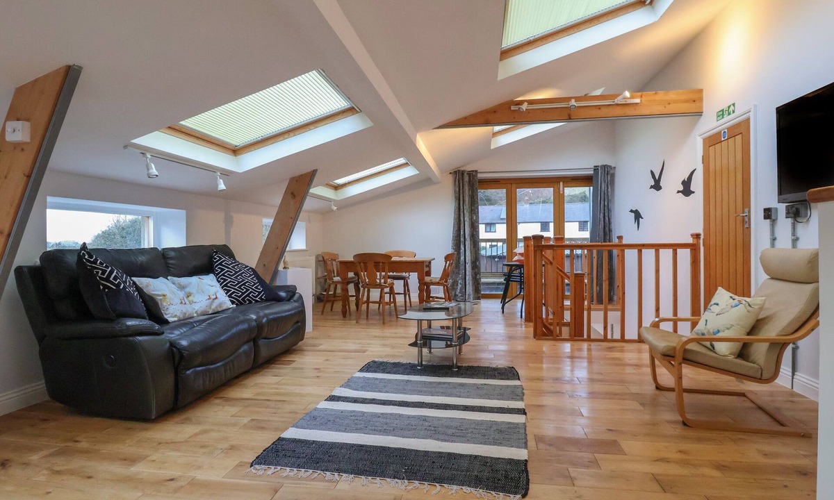 Pontesbury Cottage | The Duckhouse