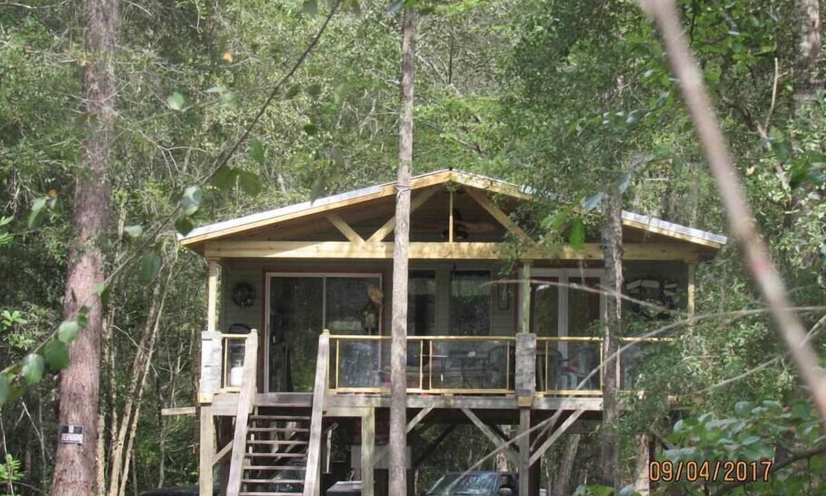 Claxton House | The Duke's River House