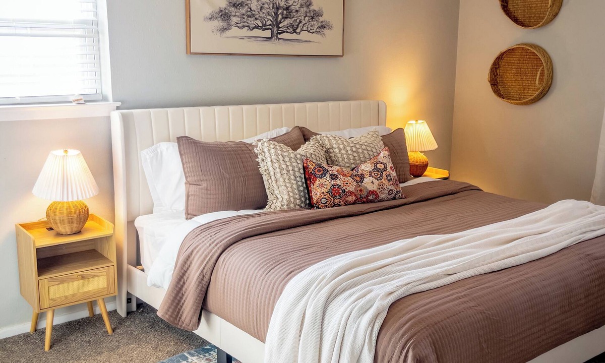 Fort Worth House | The Dwelling 4 bedroom 2 bath home