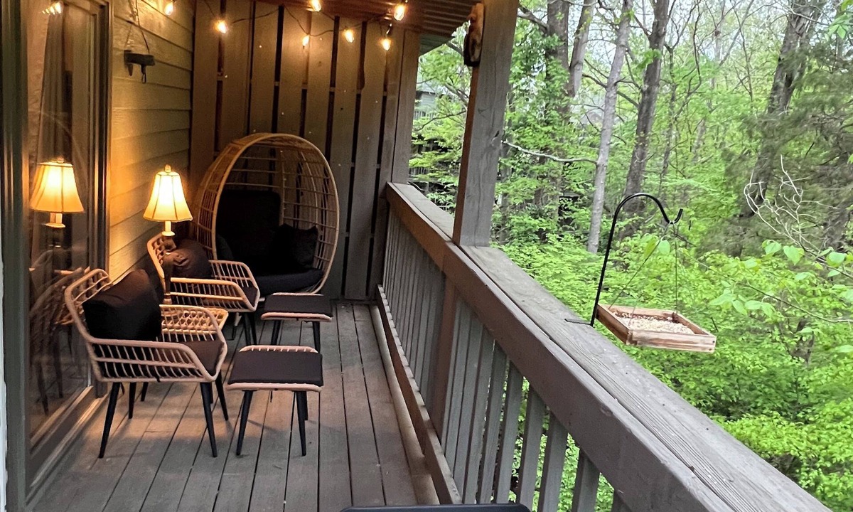 Avoca Condo | The Eagle's Nest & Bird Watching