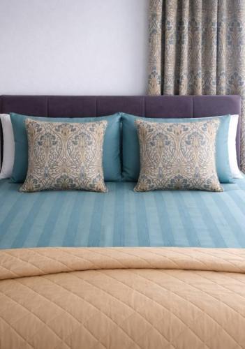 Bridge Of Earn Hotel | THE EARN HOTEL