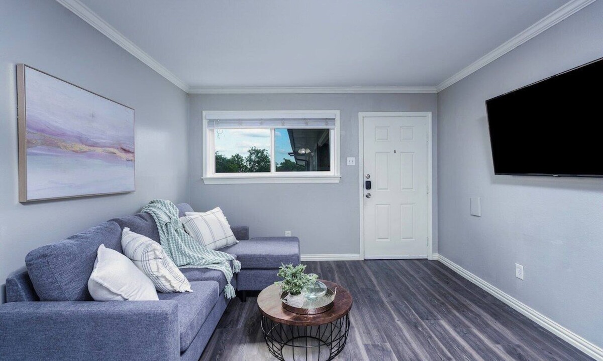 Old East Dallas Condo | The East Dallas Haven