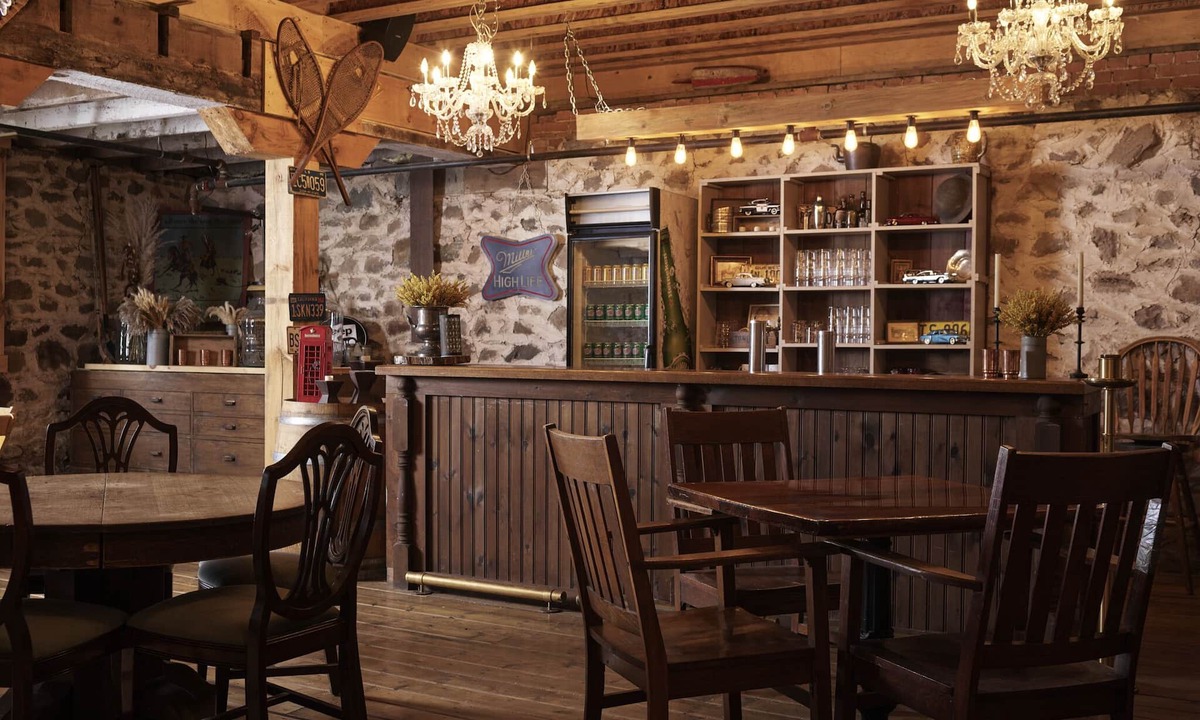 Bloomfield Bed & Breakfast | The Eddie Hotel and Farm