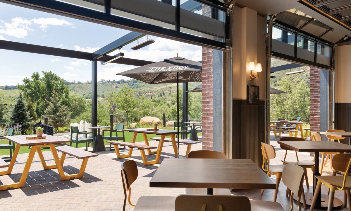 Kinney Runn Hotel | The Eddy Taproom & Hotel