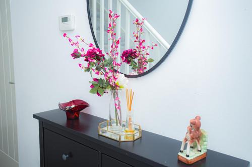 Openshaw House | The Edge - Enjoy a luxury stay