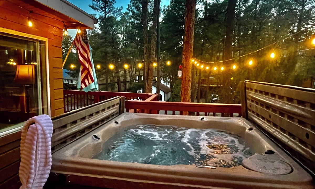 Ruidoso Cabin | The Elk Meadow Cozy Cabin by Ruidoso Vacation Rentals