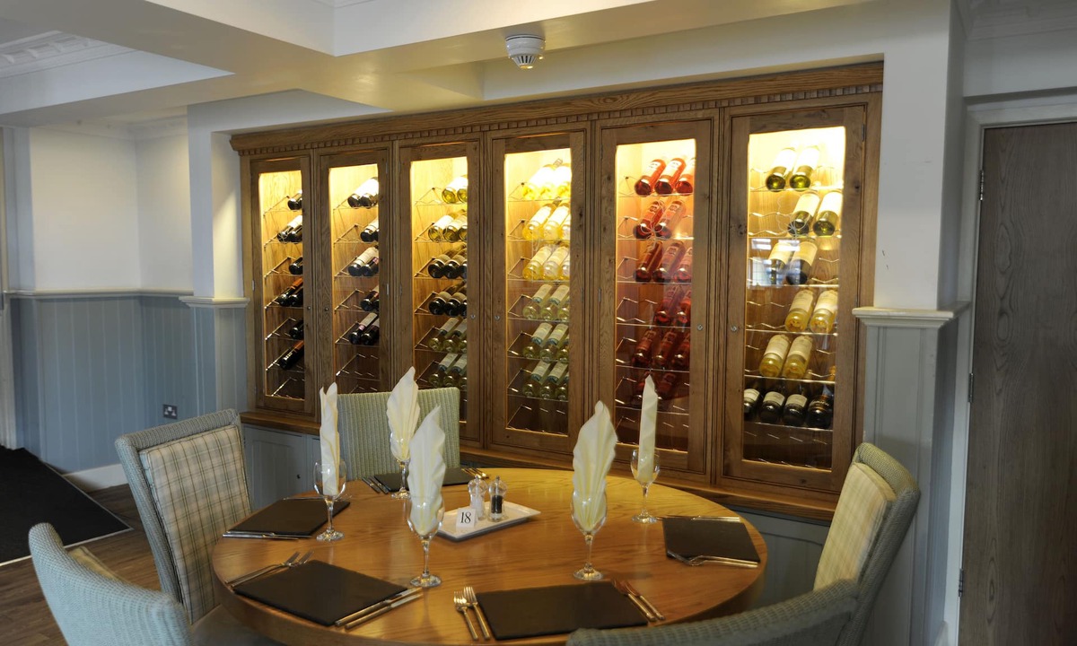 Wisbech Hotel | The Elm Tree Inn