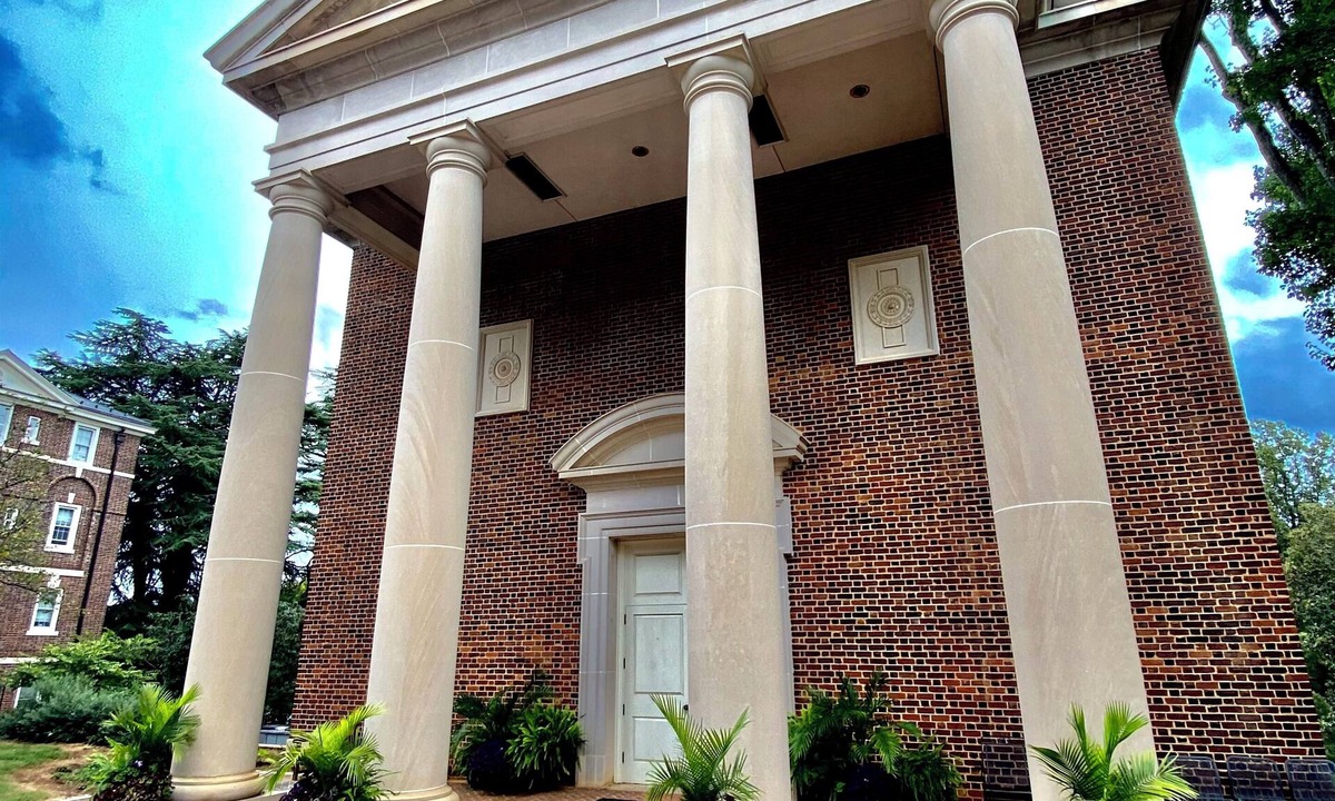 Amherst Hotel | The Elston Inn and Conference Center