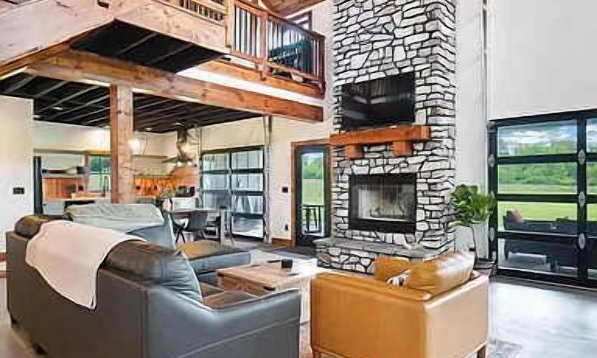 Granville Apartment | The Elysian Retreat