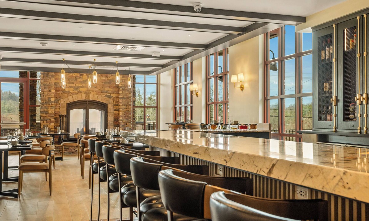 Blowing Rock Hotel | The Embers Hotel