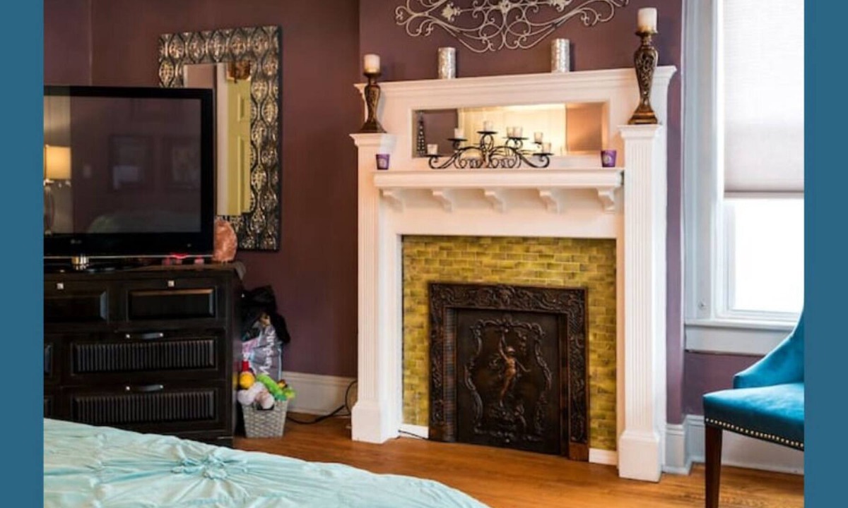 Newtonville House | The Enslin Haunted House