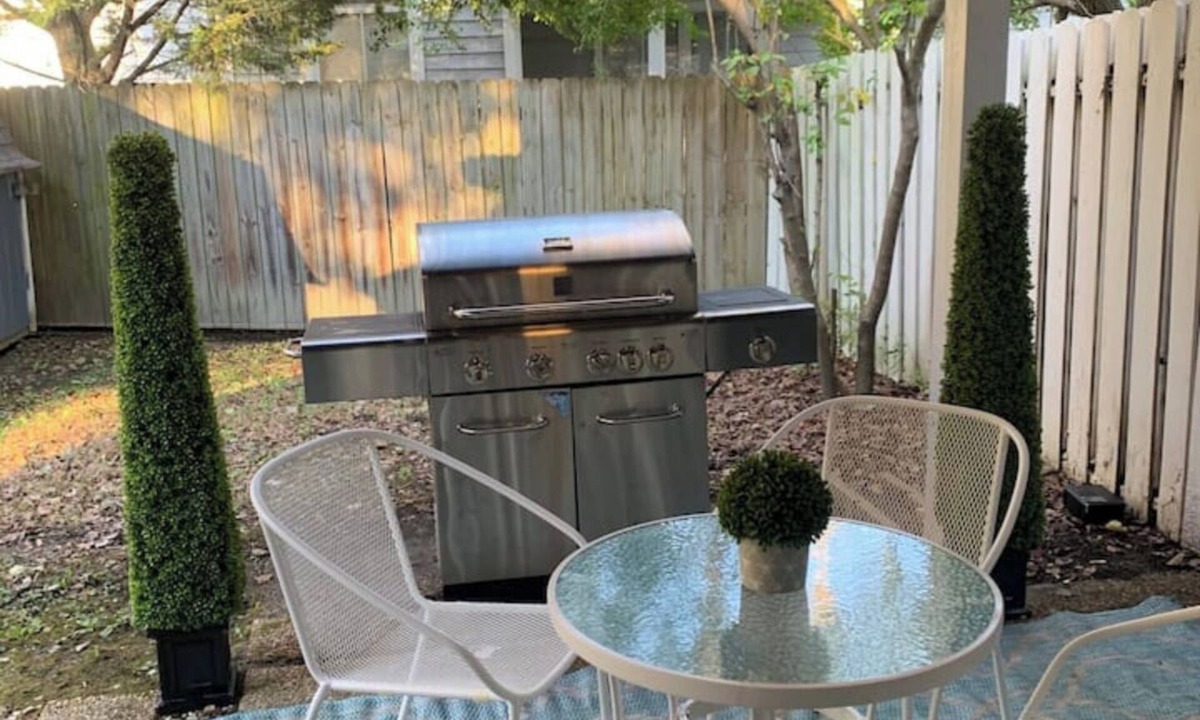Central Newport News House | The Eustis Blues Hideout