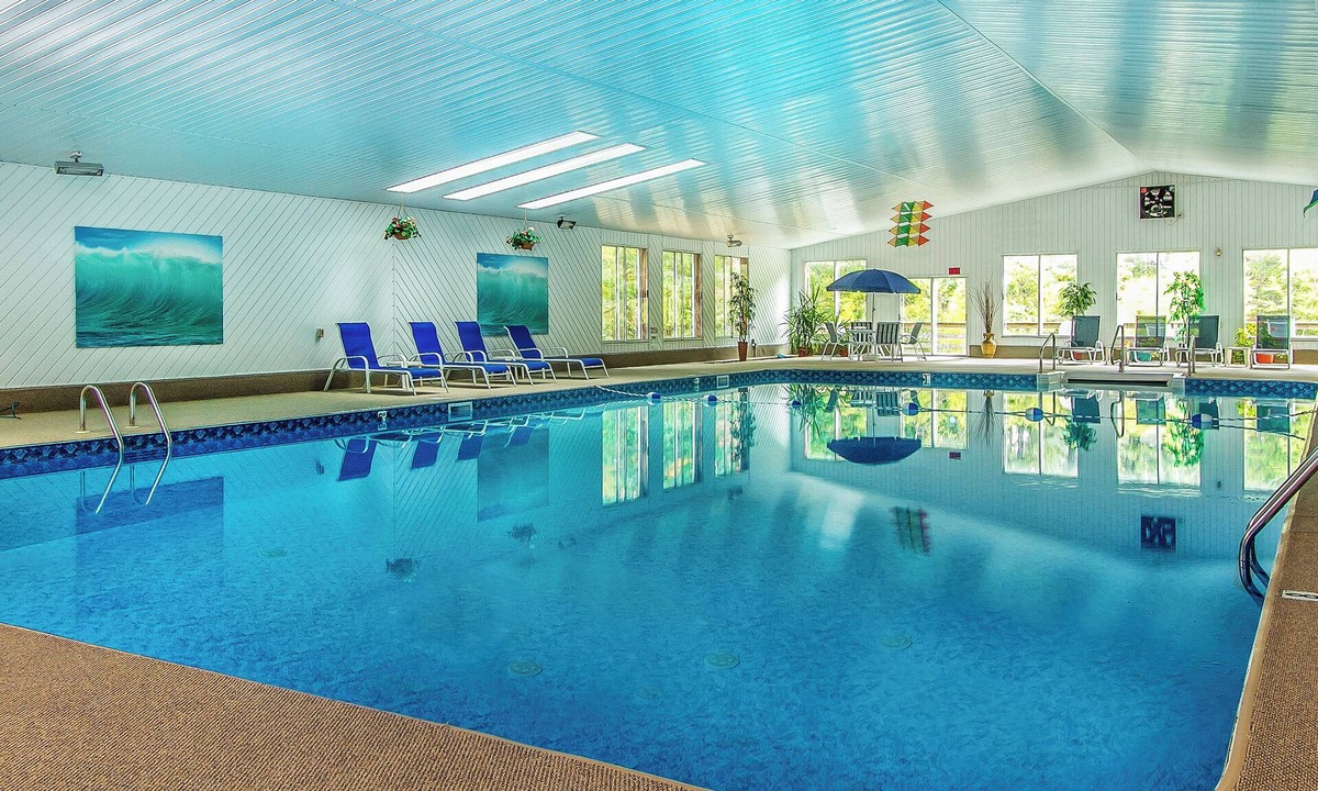 Wellfleet Hotel | The Even'tide