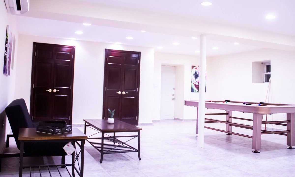 Bergen Beach Apartment | The Executive Brooklyn Mansion