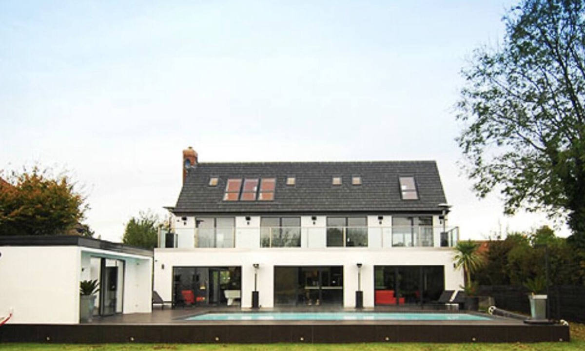 Wootton Villa | The Executive Villa