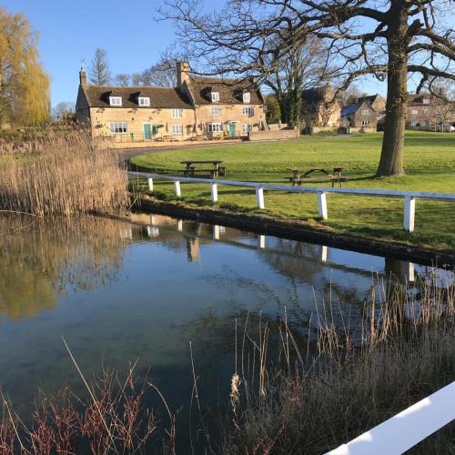 Barrowden Hotel | The Exeter Arms