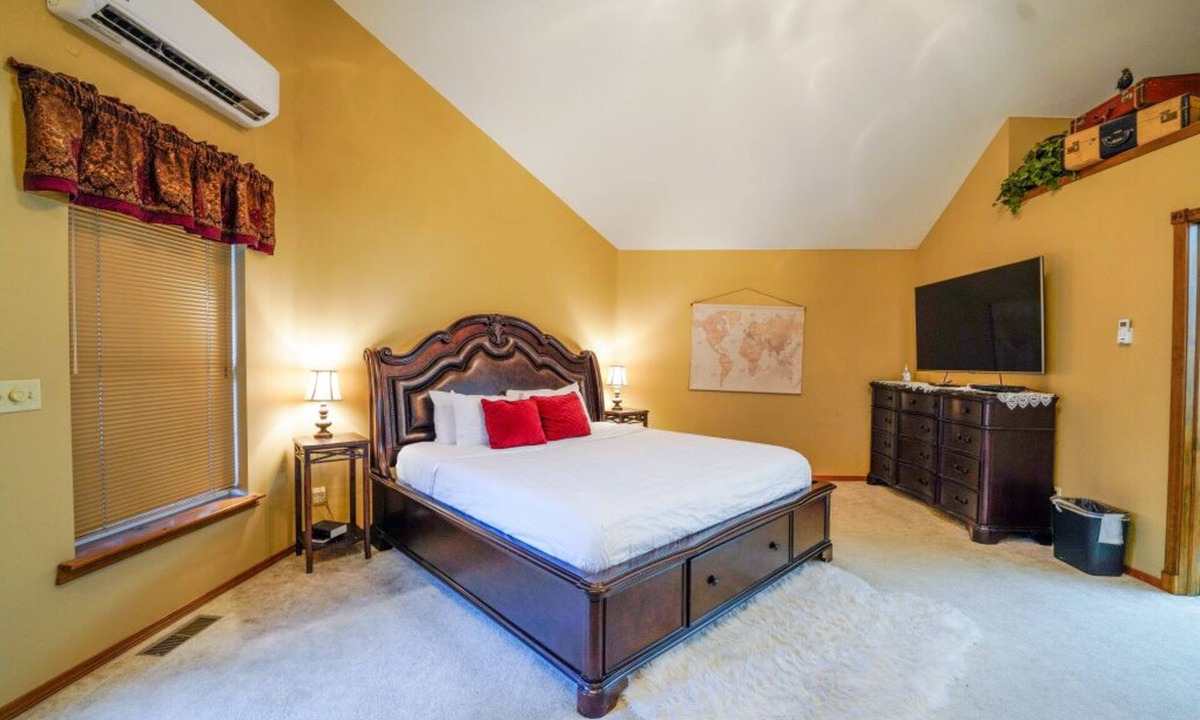 Ponce De Leon Bed & Breakfast | The Expedition: Our Flagship Suite