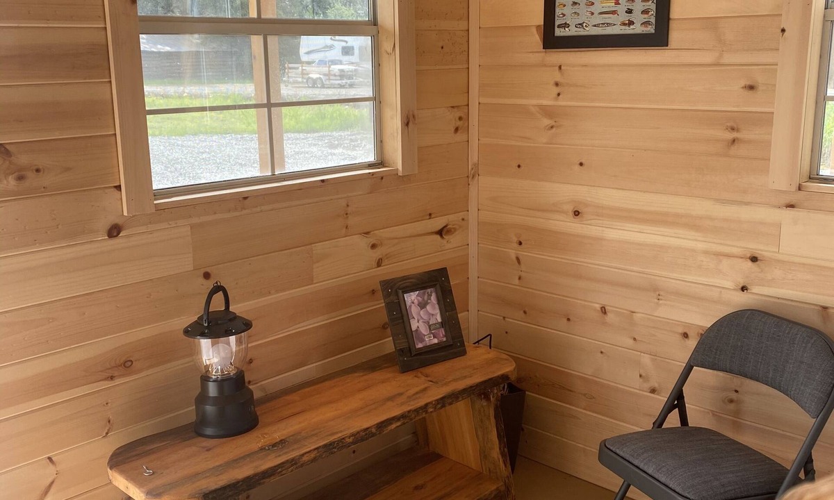 Priest River Apartment | The Explorer Camping Cabin