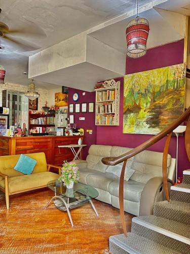 Chinatown Hostel | The Explorers Guesthouse and Hostel