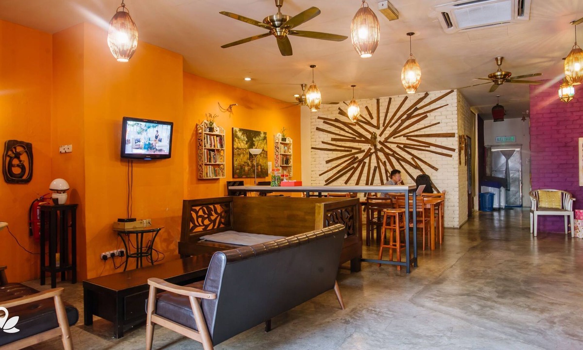 Chinatown Hostel | The Explorers Guesthouse and Hostel