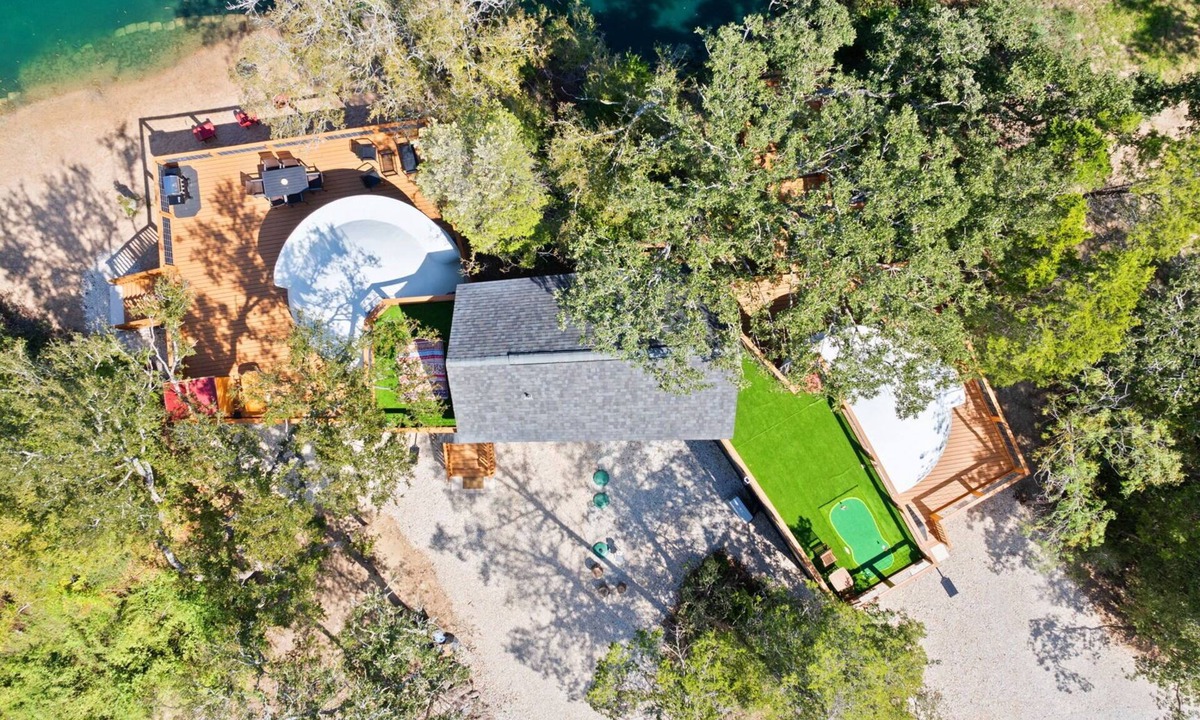Paige Cabin | The Fairy House | 3 Beds 2 Baths